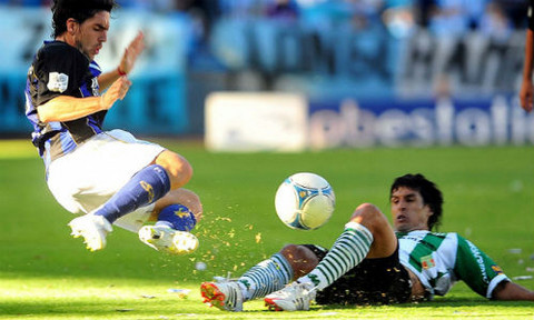 Racing cayó 2-1 ante Banfield