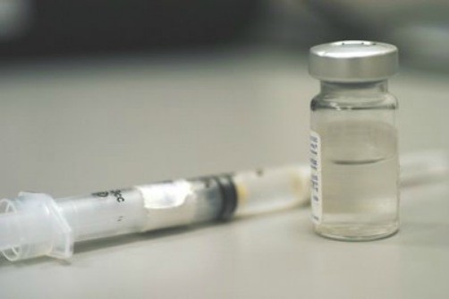 Reino Unido probará la vacuna contra el cáncer de pulmón hecha en Cuba