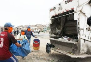 15 toneladas de basura son recogidas por la municipalidad de San Juan de Miraflores