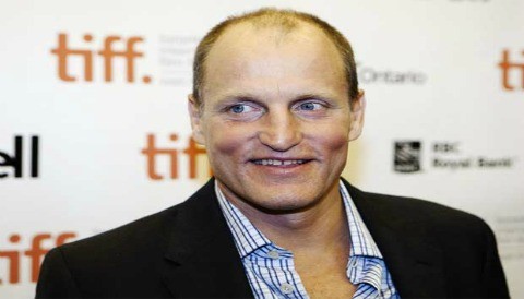 A Woody Harrelson le gusta llamar la atención