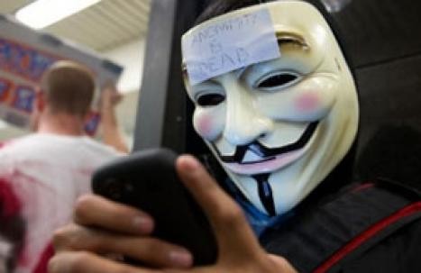 Hackers atacan web del Senado mexicano