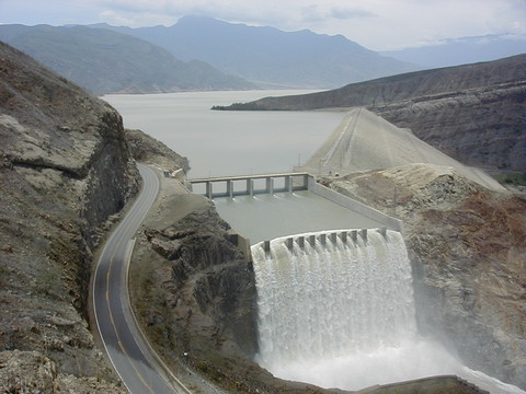 Nivel de agua almacenada en presa Gallito Ciego continúa en aumento