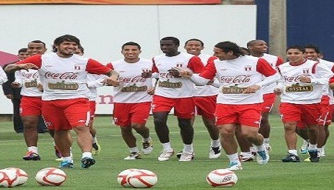 Selección peruana entrenará hoy en Complejo Deportivo del Real Madrid