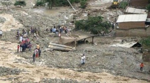 Al menos 90 viviendas fueron afectadas por desborde de río en región San Martín