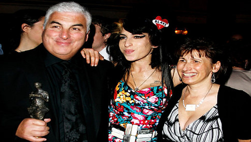 Amy Winehouse excluyó a ex esposo de su testamento