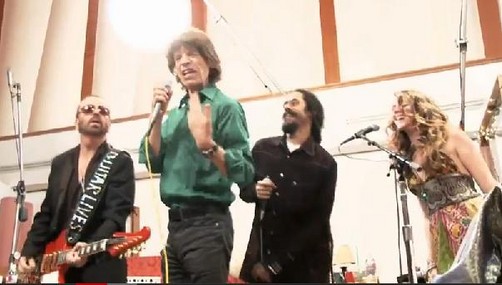 Mick Jagger y SuperHeavy en el estudio (video)