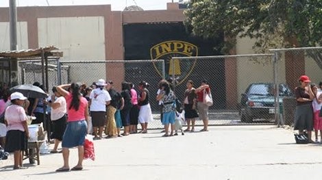 Trujillo: Delincuentes se enfrentan en penal El Milagro