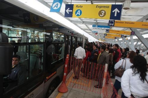 Líneas A y B del Metropolitano serán desviadas este viernes