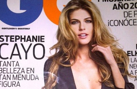 La bella Stephanie Cayo en la portada de GQ