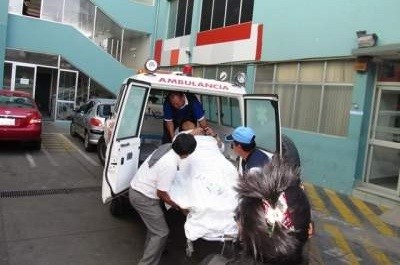 Cadáveres de víctimas del incendio en SJL son trasladados a la morgue