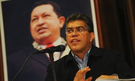 Vicepresidente venezolano anunció que operación a Hugo Chávez no tuvo complicaciones