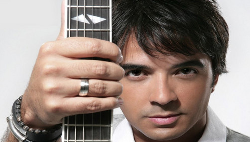 Luis Fonsi Disco de Oro en Venezuela