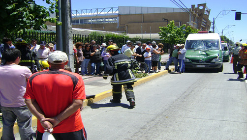 Video: policía chileno fue atropellado y abandonado