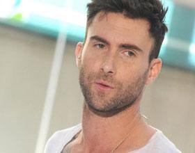 Adam Levine del grupo Maroon 5 critica los MTV