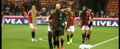 Video: Jugadores del Milan lucen lucieron barbas para campaña publicitaria