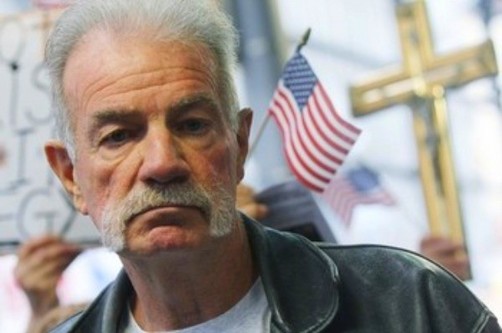 Estados Unidos: Pastor que quemó un Corán anhela ser presidente