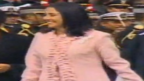 Revive la llegada de Nadine Heredia al Desfile Militar