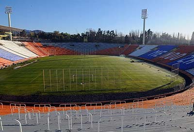 Universitario reconoció la cancha donde enfrentará hoy a Godoy Cruz