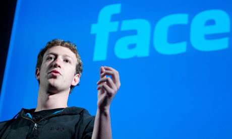 Facebook planea salir a Bolsa el próximo año