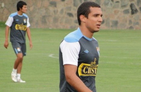 Sporting Cristal ficha a Juan José Barros