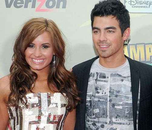 Joe Jonas 'piropeó' a Demi Lovato tras los MTV VMA
