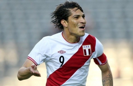 Paolo Guerrero figura entre los 50 mejores goleadores del mundo en 2011