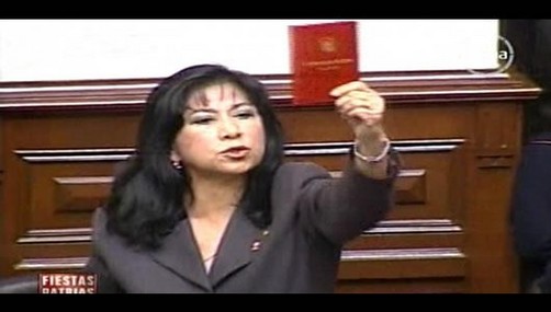 Mayoría desaprueba protestas de fujimoristas en el Congreso