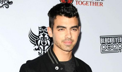 Joe Jonas: Me encantaría hacer un dúo con Adele