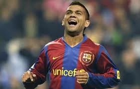 Dani Alves: 'Quieren echarnos m...'