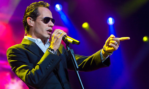 Marc Anthony disfruta de su soltería