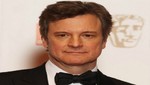 Colin Firth presencia una pelea en pleno vuelo