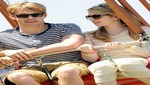 Chord Overstreet y Emma Roberts ayudando a una noble causa