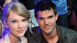 Taylor Swift abraza a Taylor Lautner durante un concierto (video)