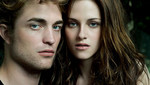 Robert Pattinson y Kristen Stewart en otra imagen de 'Amanecer'