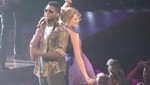 Taylor Swift a dúo con Usher (video)
