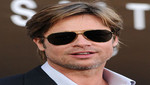 Brad Pitt junto a sus hijos Maddox y Pax en rodaje de 'World War Z'