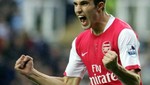 Robin Van Persie suena fuerte para el Manchester City