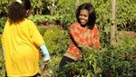 Michelle Obama hizo de jardinera en la Casa Blanca