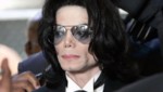 Hijos de Michael Jackson grabaran huellas de su padre en Hollywood