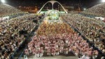 Brasil se prepara con máscaras para el Carnaval de Río