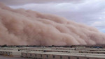 Mega tormenta de arena cubre ciudad de EE UU