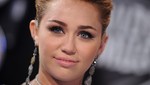 Miley Cyrus apenada por la muerte de Steve Jobs