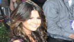 Acosador de Selena Gómez con orden de restricción