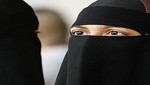 Francia: Prohiben burkini en piscinas públicas