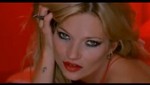 VIDEO: Kate Moss se desnuda para Rimmel
