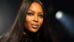 Naomi Campbell luce irreconocible