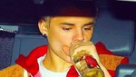 Justin Bieber pasó de tomar leche a cerveza (Video)