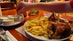 ¿Cree usted que el pollo a la brasa debe ser considerado comida chatarra?