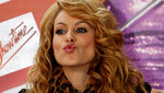 Paulina Rubio a clases de manejo