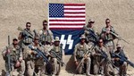 Marines estadounidenses exhiben bandera nazi en fotografía